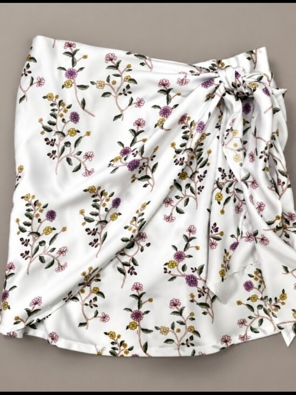 Tavik White Floral Satin Wrap Mini Skirt Faux Tie Side Cottagecore Summer Medium